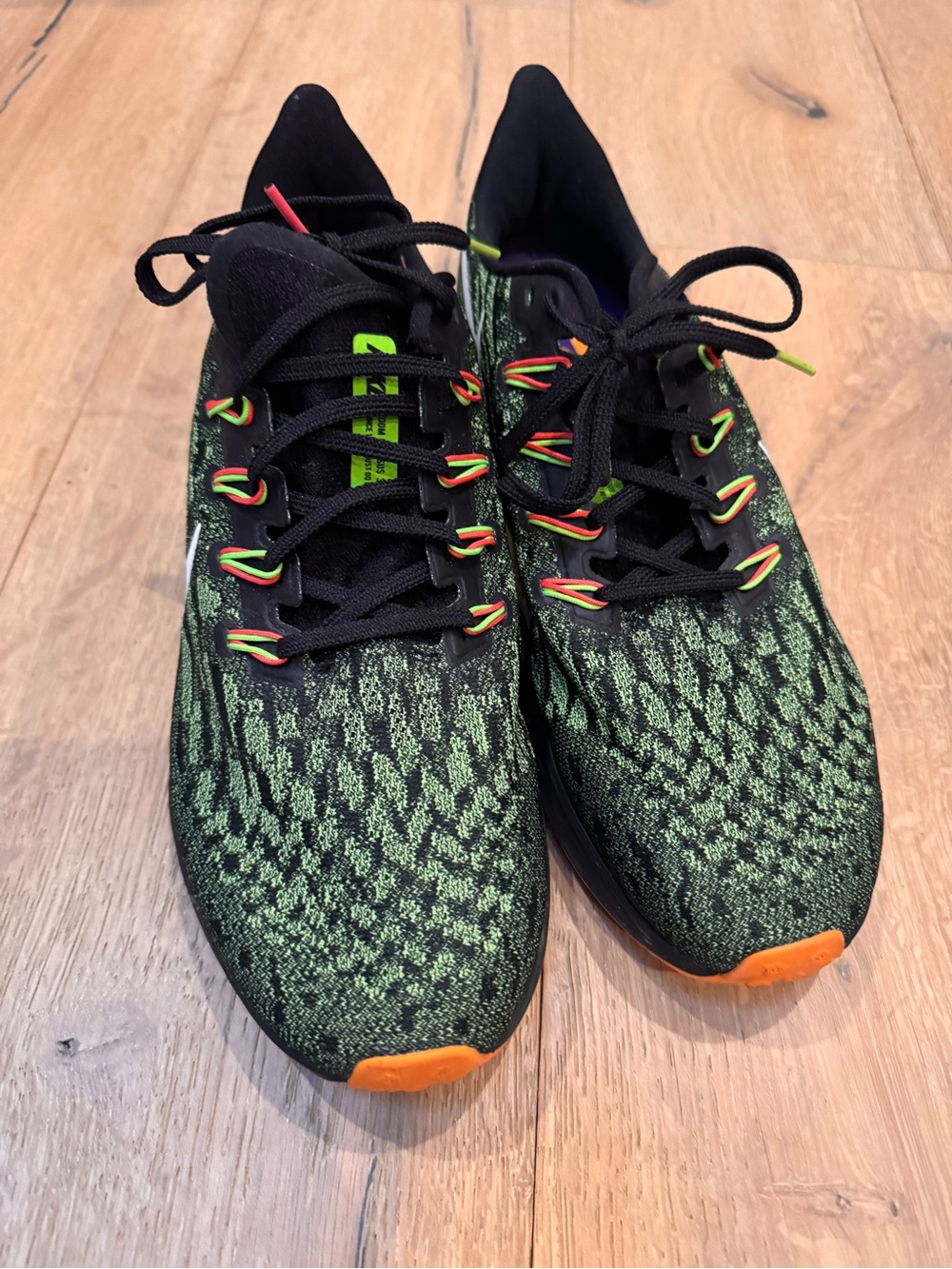 Nike Air Zoom Pegasus 36 Green Glow Running Shoes Men’s Sz 11